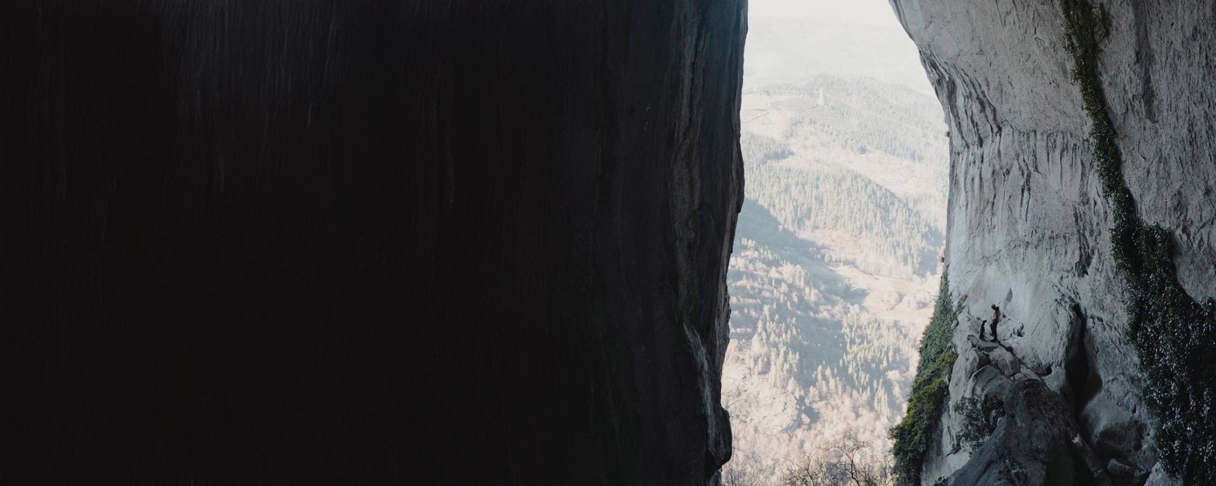 A man and his dog with the Canyon harness at the Ojo de Aitzulo